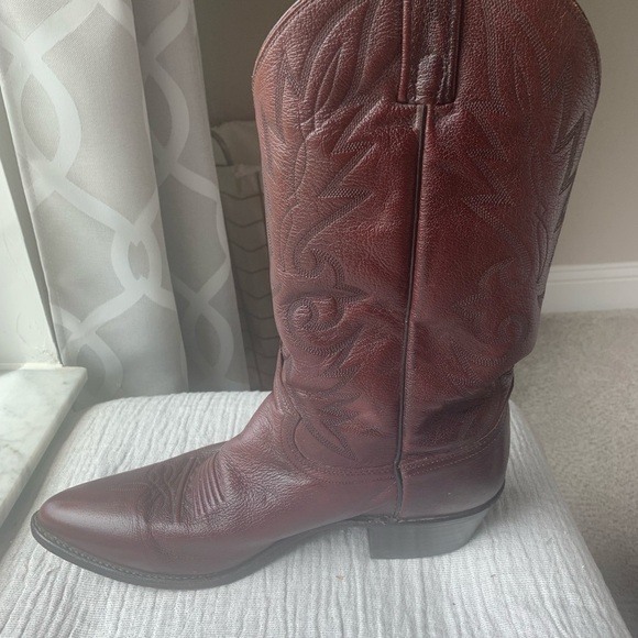 Dan Post burgundy/maroon cowboy boots size 10 1/2D - Picture 2 of 10